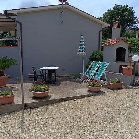 Petit Plaisance *